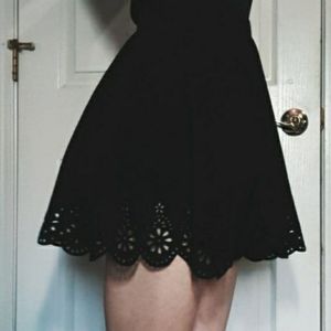 Black Patterned Scallop Skirt